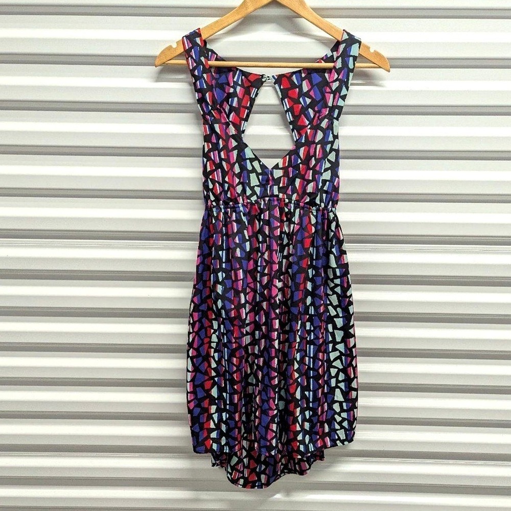 Boho Festival Roxy Cutout Back Sleeveless Mini Dress Geometric Print Medium
